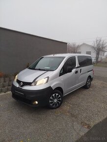 Nissan NV 200