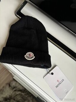 Čiapky Moncler