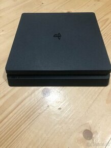 Playstation 4 - 1