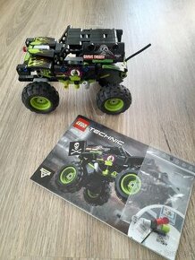 LEGO TECHNIC Grave digger - 1