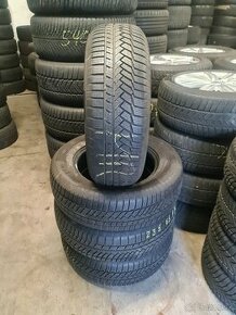 ZIMNE PNEU 235/65 R17 continental.