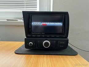 Audi Navigation Plus - RNS-E - R8 42 (RNSE) - LED verze