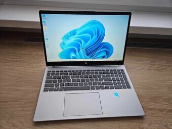 HP 15-fd0838nc  15,6" N100 8GB/512GB,W11,ako novy,zaruka NAY