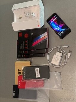 Huawei P10 (VTR-L29) 4GB RAM, 64GB, čierny