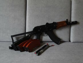 AK74U