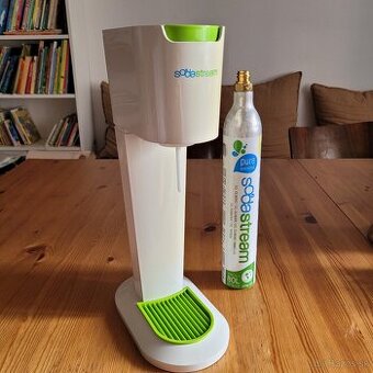 SodaStream s CO₂ bombičkou