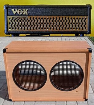 Vox ADVT 100 Watt Head 140€+ prázdny reprobox 2x12″ 60€