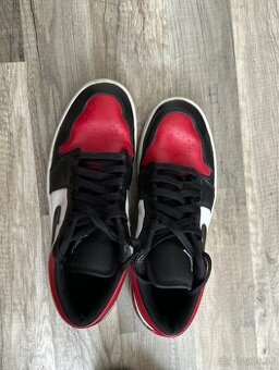 Jordan 1 low bred toe - 1