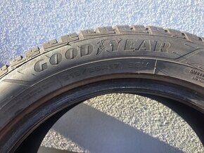 215/55 r17 Goodyear ultragrip