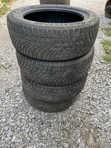 Predám používané zimné pneumatiky značky BRIDGESTONE