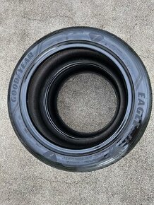 goodyear eagle 245/45/R18 - 1