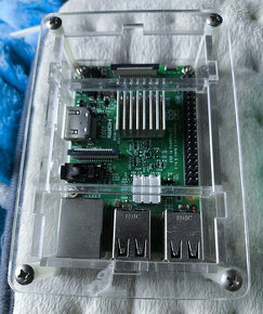 Predám RASPBERRY Pi 3 Model B+ - 1