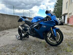 ZNÍŽENÁ CENA Suzuki GSX-R 750 - 1