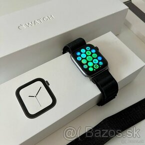 Apple Watch 4 + Sport Band 44mm