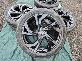 Alu kola Volkswagen Golf 7 R18 5x112 et49