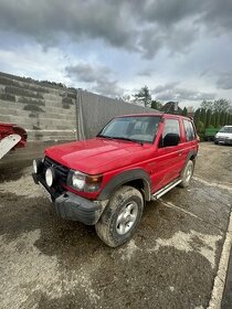 MITSUBISHI PAJERO 2