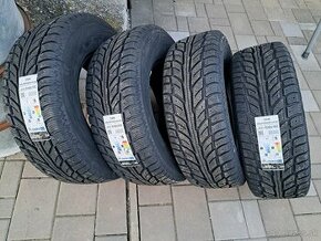 255/70 R16 Cooper Weather-Master WSC - 1