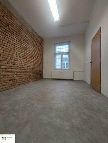 Na prenájom priestor o výmere 13,56 m2 v centre mesta Košice