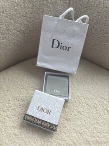 Dior naramok