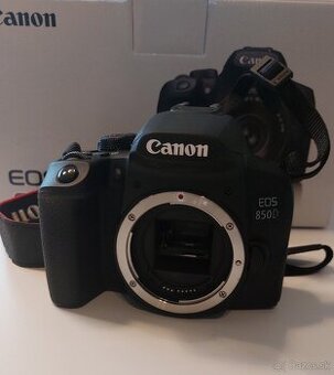 Canon EOS 850D