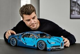 Predám Stavebnica lego Technic Bugatti Chiron - 1