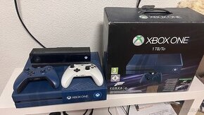 Xbox one + konect + 2x ovladace + hry