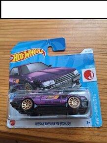 Hot wheels Nissan Skyline,McLaren Solus