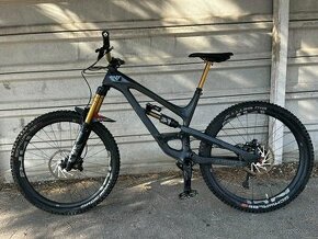 YT Capra 27 CF Pro Race L