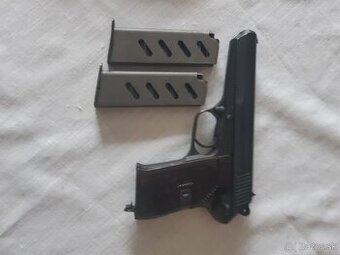 Pistol samonabijacia