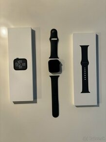 Apple Watch SE (Gen 2) 44mm Midnight - 1