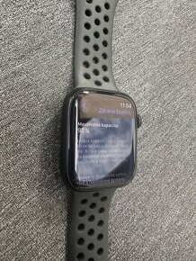 Apple Watch 7 Nike