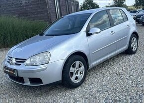 Volkswagen Golf 1,4 Trendline NOVÉ V ČR benzín manuál 59 kw