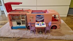 Barbie karavan + barbie sanitka