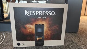 Nespresso Essenza mini kávovar (C30)