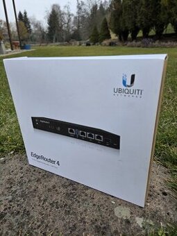 UBNT EdgeRouter 4 (ER-4)