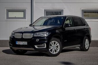 BMW X5 xDrive30d A/T 190kW - 1