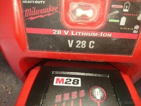 Nabíjačka Milwaukee V 28 C