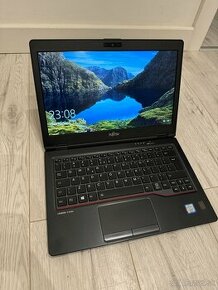 Fujitsu U729 12,5” FullHD, i5-8265U 16GB 256GB SSD - 1