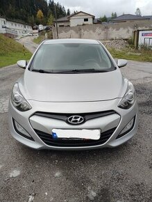 hyundai i30, r.2012, 1.6. benzin, automat 6st - 1