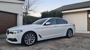 BMW 520i A/T Sport line 2019 benzín