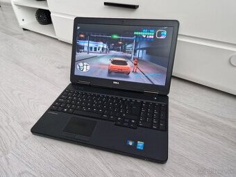 DELL Latitude E5540 15,6" i5, 8gb ram, novy SSD HDD 150 €