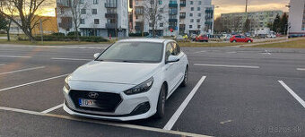 Hyundai fastback i30