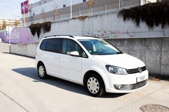 Volkswagen Touran 1.6 TDI DSG - 1