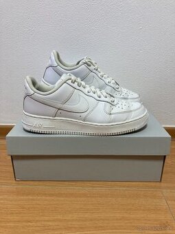 Nike Air Force 1 White