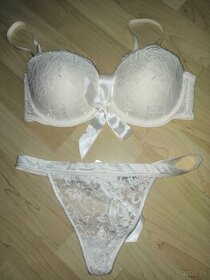 INTIMISSIMI push up podprsenka 80C + tangá veľ. M