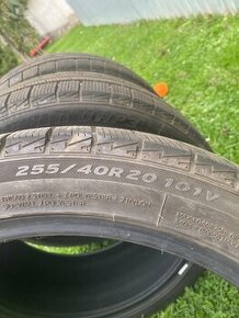 Zimné pneumatiky 255/40 R20