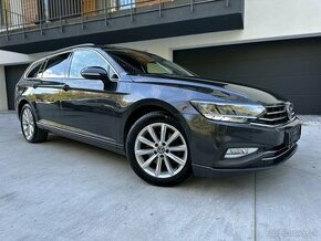 Volkswagen Passat Variant 2.0 TDI EVO Business DSG 2021 - 1