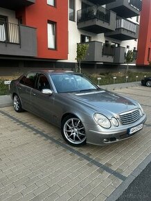 Mercedes w211 220cdi - 1