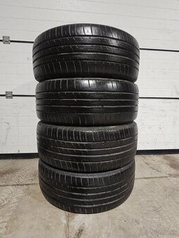 Letné Pneu Kumho 235/55 R18