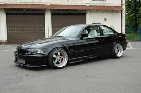 Kúpim BMW E36